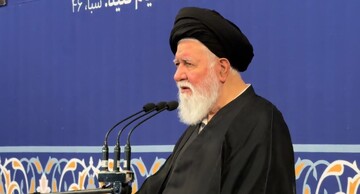 جهاد و مقاومت تنها راه مقابله با جریان استکبار است