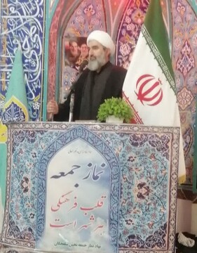 تداوم مقاومت ضامن عزت جامعه اسلامی است