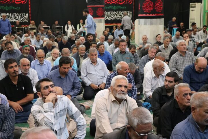 تصاویر/ اقامه نماز جمعه در قرچک