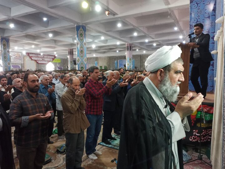 تصاویر/ نمازعبادی سیاسی جمعه کاشان