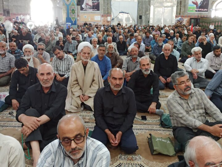 تصاویر/ نمازعبادی سیاسی جمعه کاشان