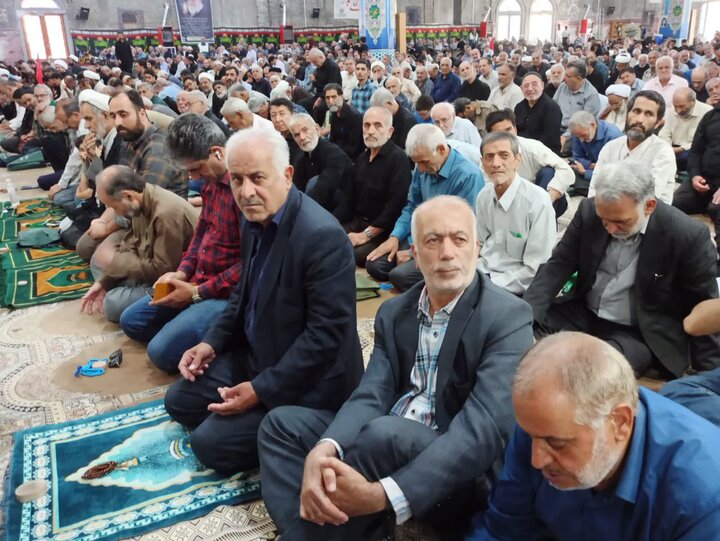تصاویر/ نمازعبادی سیاسی جمعه کاشان