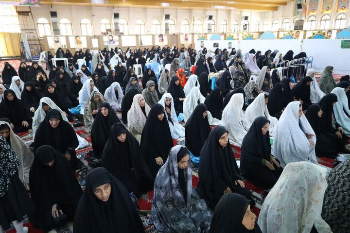 تصاویر/ نماز عبادی سیاسی جمعه در شهرستان ساری