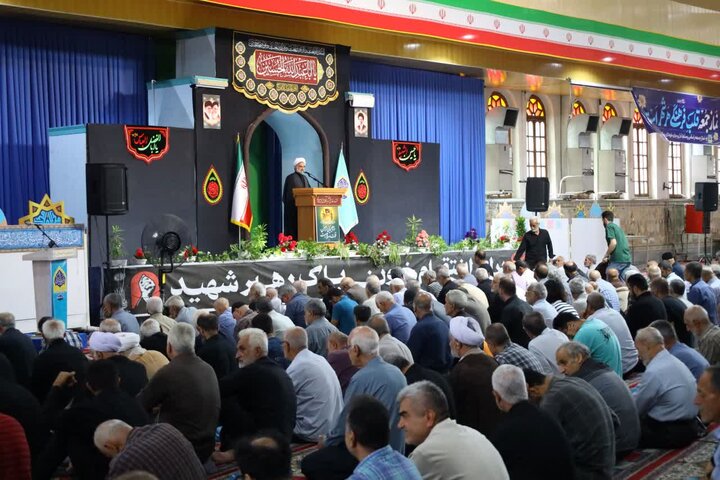 تصاویر/ نماز عبادی سیاسی جمعه در شهرستان ساری