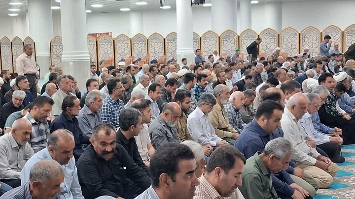 نماز جمعه جم به روایت تصویر