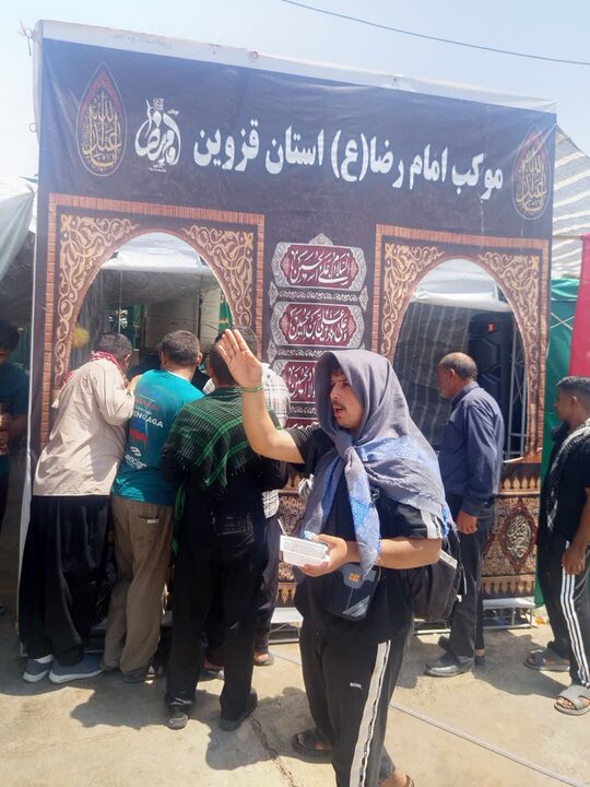 تصاویر /خدمت رسانی مواکب استان قزوین در مسیر نجف به کربلای معلی