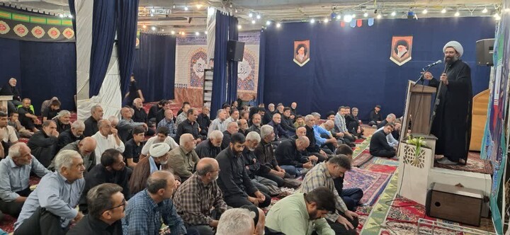 تصاویر / اقامه نماز جمعه در سراسر استان همدان
