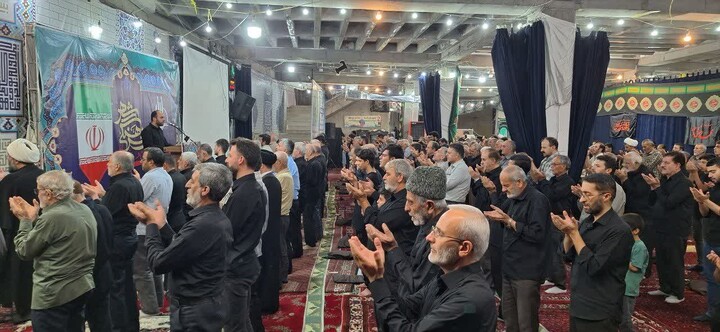 تصاویر / اقامه نماز جمعه در سراسر استان همدان
