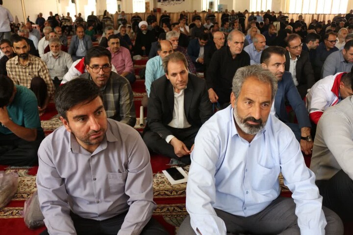 تصاویر / اقامه نماز جمعه در سراسر استان همدان
