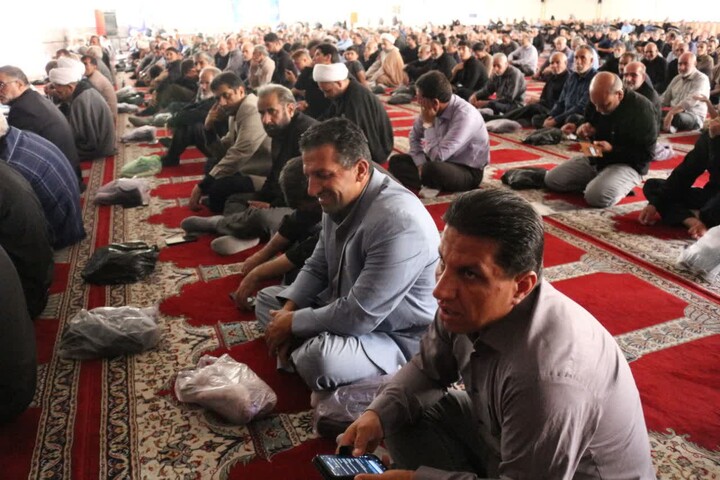تصاویر / اقامه نماز جمعه در سراسر استان همدان
