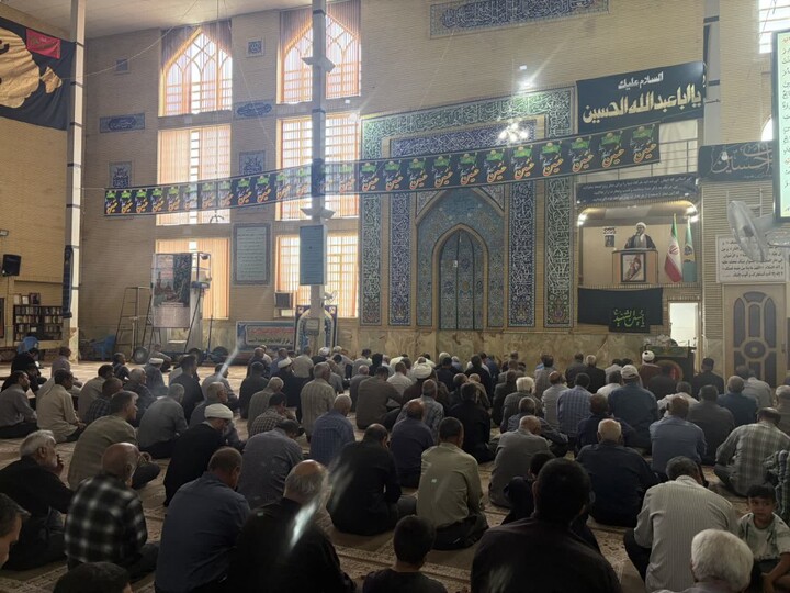 تصاویر / اقامه نماز جمعه در سراسر استان همدان
