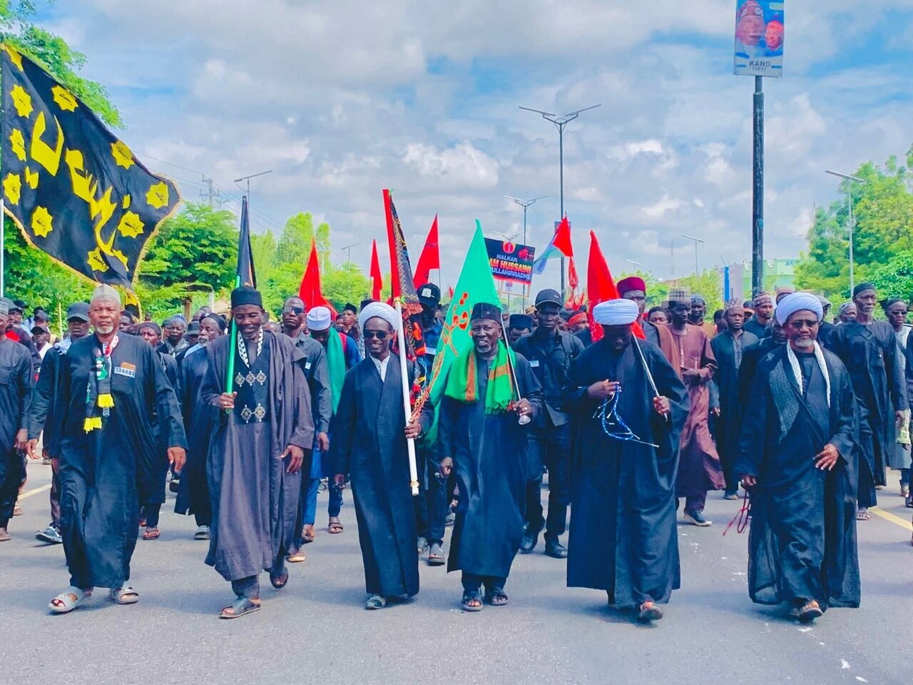 Comienza en Nigeria la gran caminata de Arba’in de los amantes de Ahl al-Bayt (la paz sea con ellos)
