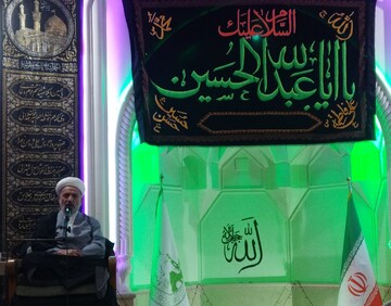 مبلغین معارف دینی را در مراسم اربعین حسینی برای مردم بیان کنند