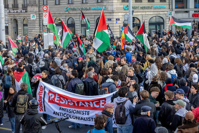 Protest in Stockholm condemns Israeli attacks on Gaza & West Bank
