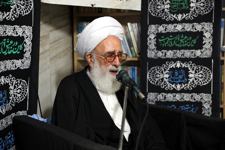 عزت و استقلال کشور، امانت‌های الهی‌اند / ناسپاسی از نعمت، زمینه‌ساز زوال است