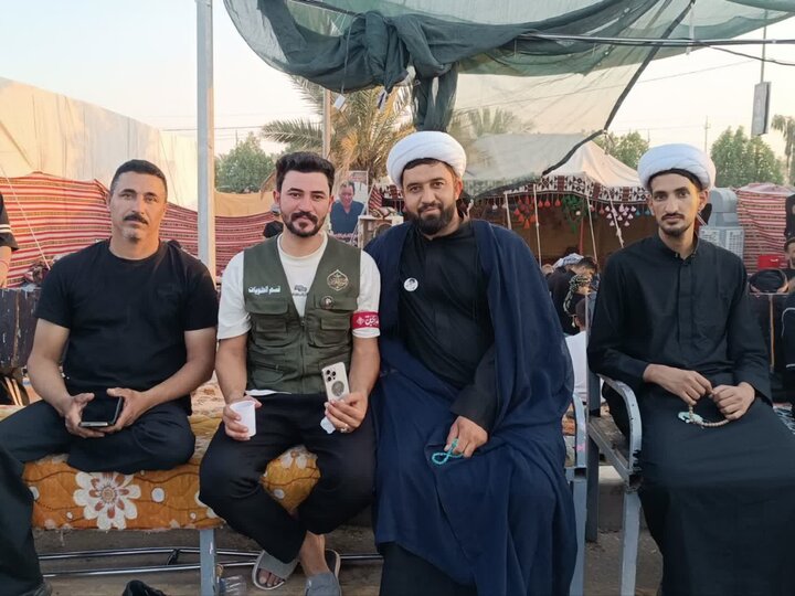 تصاویر/ جلوه‌های خدمت‌رسانی مبلغان حوزه علمیه خراسان در مسیر پیاده‌روی اربعین