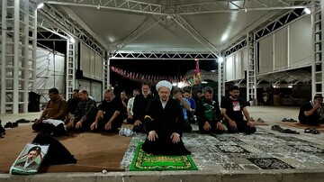 حضور میدانی طلاب و مربیان آرمانی برای خدمت به زائران اربعین در چذابه و بستان