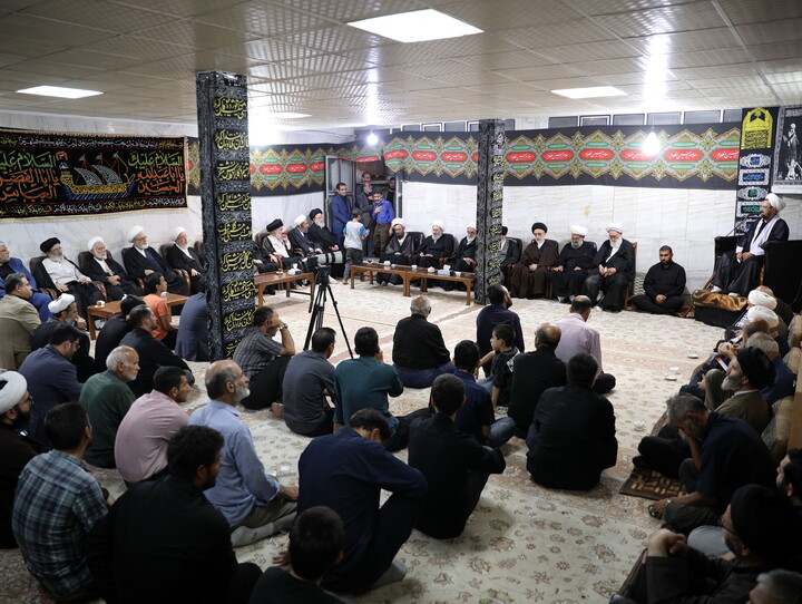 تصاویر/ شب دوم مراسم سوگواری اباعبدالله الحسین (ع) در بیت آیت الله مقتدایی