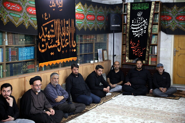 تصاویر/ شب دوم مراسم سوگواری اباعبدالله الحسین (ع) در بیت آیت الله مقتدایی