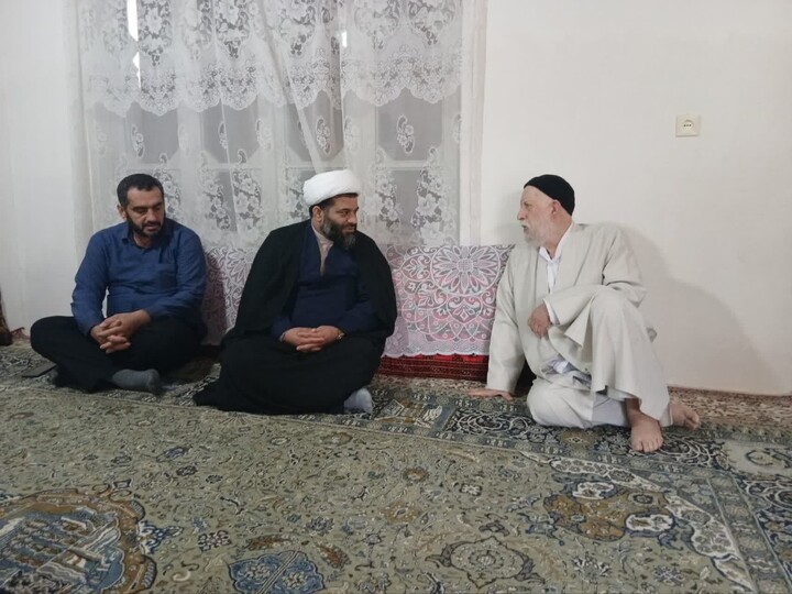لزوم تکریم و رسیدگی به دغدغه های معمرین و خانواده روحانیون مرحوم