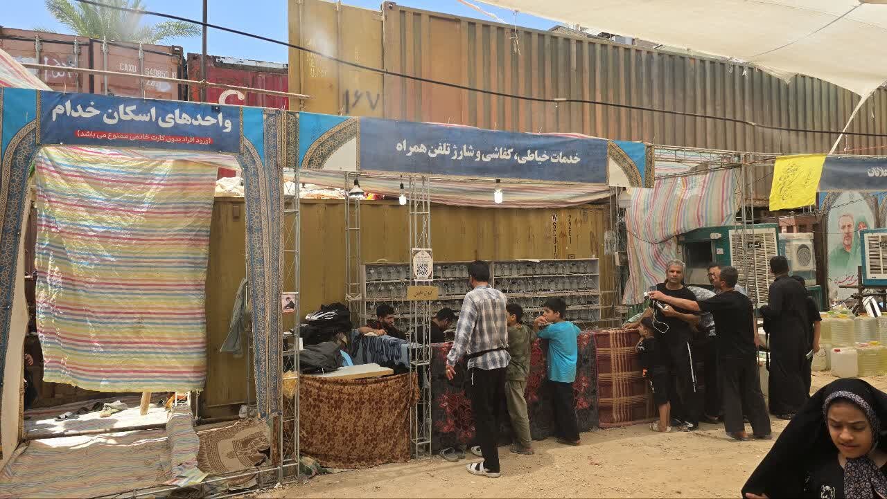 ۲۵۰ خادم در موکب علی ابن باقر کاشان به زائران خدمت می کنند