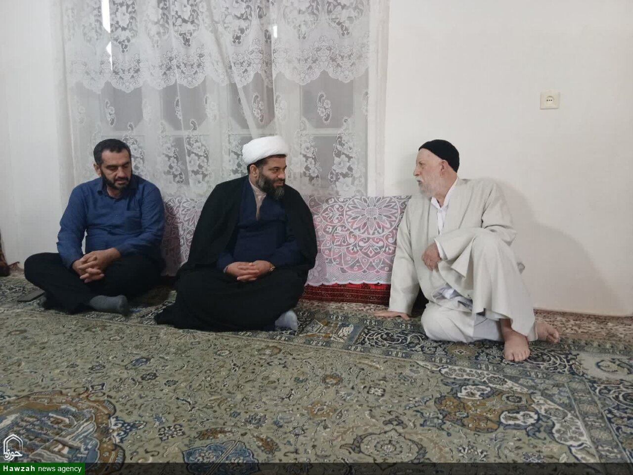 لزوم تکریم و رسیدگی به دغدغه های معمرین و خانواده روحانیون مرحوم