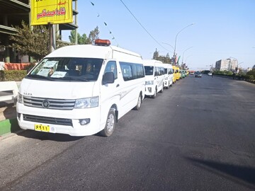 خدمات رایگان ۵۰ تاکسی ون در مراسم پیاده‌روی دلدادگان حسینی قم