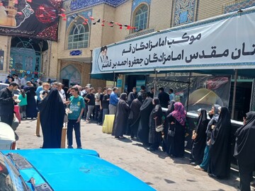 موکب امامزادگان قم میزبان زائران اربعین حسینی