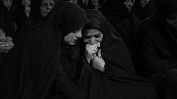 تصاویر/حضورخانواده های معظم شهدای میناب در حرم مطهرهلال بن علی(ع)