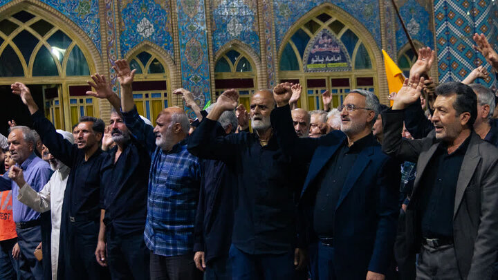 تصاویر/حضورخانواده های معظم شهدای میناب در حرم مطهرهلال بن علی(ع)