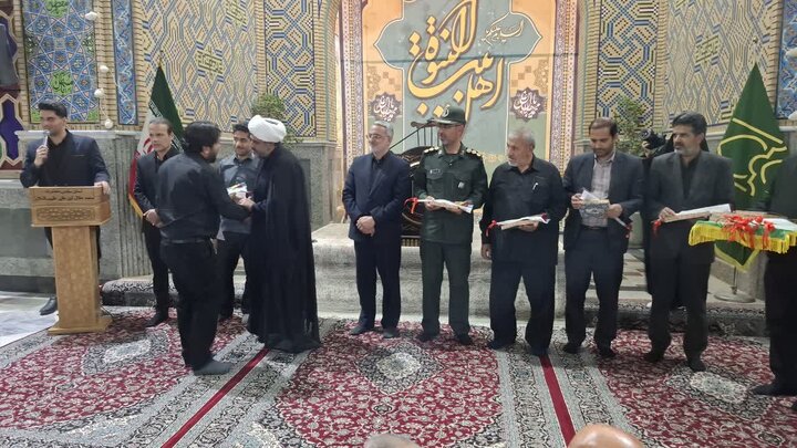 تصاویر/حضورخانواده های معظم شهدای میناب در حرم مطهرهلال بن علی(ع)