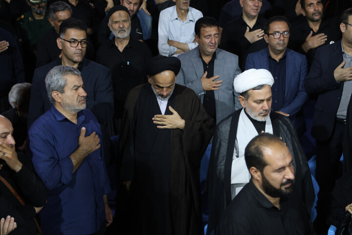 تصاویر/ آیین وداع با پیکر مطهر شهید درهم فروش در همدان