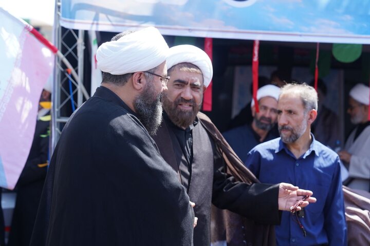 تصاویر /فعالیتهای فرهنگی و تبلیغی موکب حوزه علمیه قزوین در مراسم دلدادگان اربعین حسینی