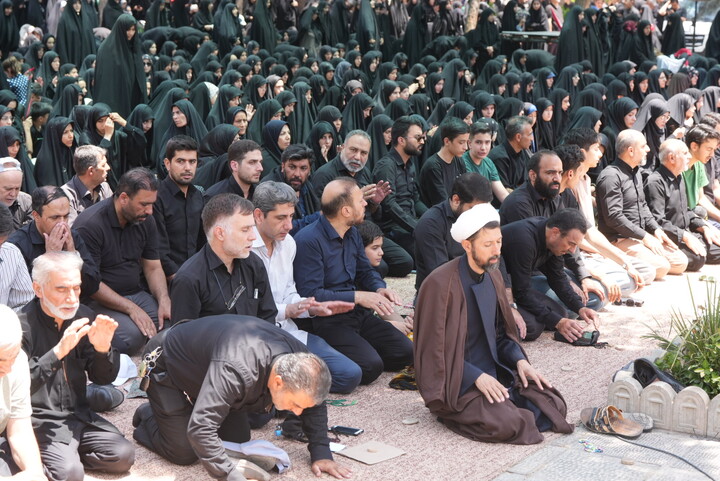 تصاویر |نماز ظهر اربعین حسینی در گلستان شهدا اصفهان