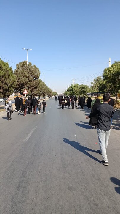 تصاویر /مراسم دلدادگان اربعین حسینی در شهرستان آبیک