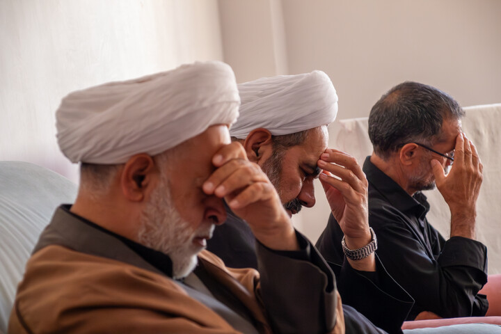 تصاویر/ مراسم قرائت زیارت روز اربعین با حضور کادر مرکز مدیریت حوزه علمیه استان کرمان