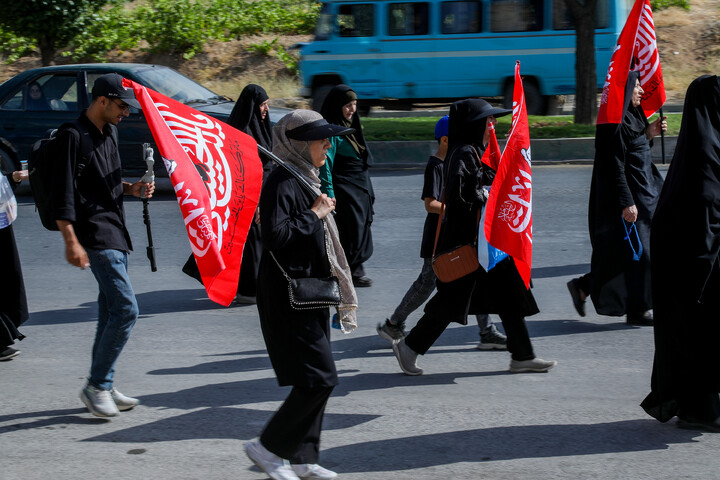 کاروان جاماندگان اربعین حسینی در شهرکرد