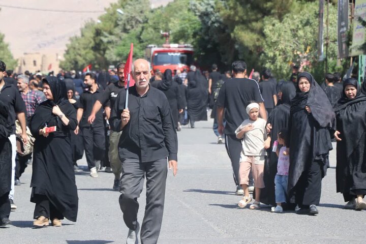 تصاویر/همایش باشکوه جاماندگان اربعین حسینی در اردهال کاشان