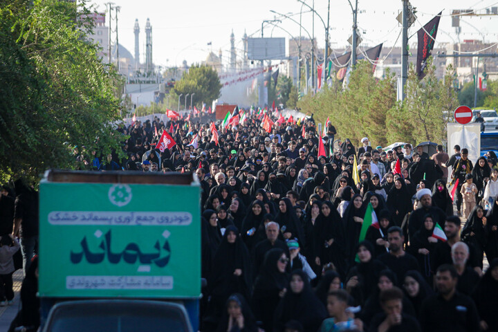 تصاویر/ پیاده‌روی دلدادگان اربعین حسینی در قم