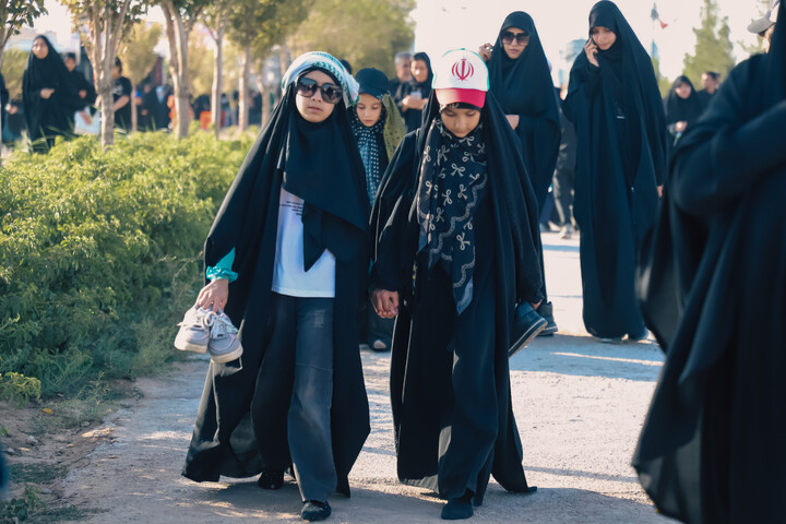 پیاده روی دلدادگان اربعین حسینی