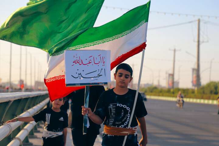 پیاده روی دلدادگان اربعین حسینی