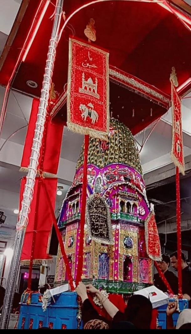 ग़मगीन माहौल में सम्पन्न हुआ शीराज़-ए-हिन्द जौनपुर का ऐतिहासिक चेहल्लुम का जुलूस