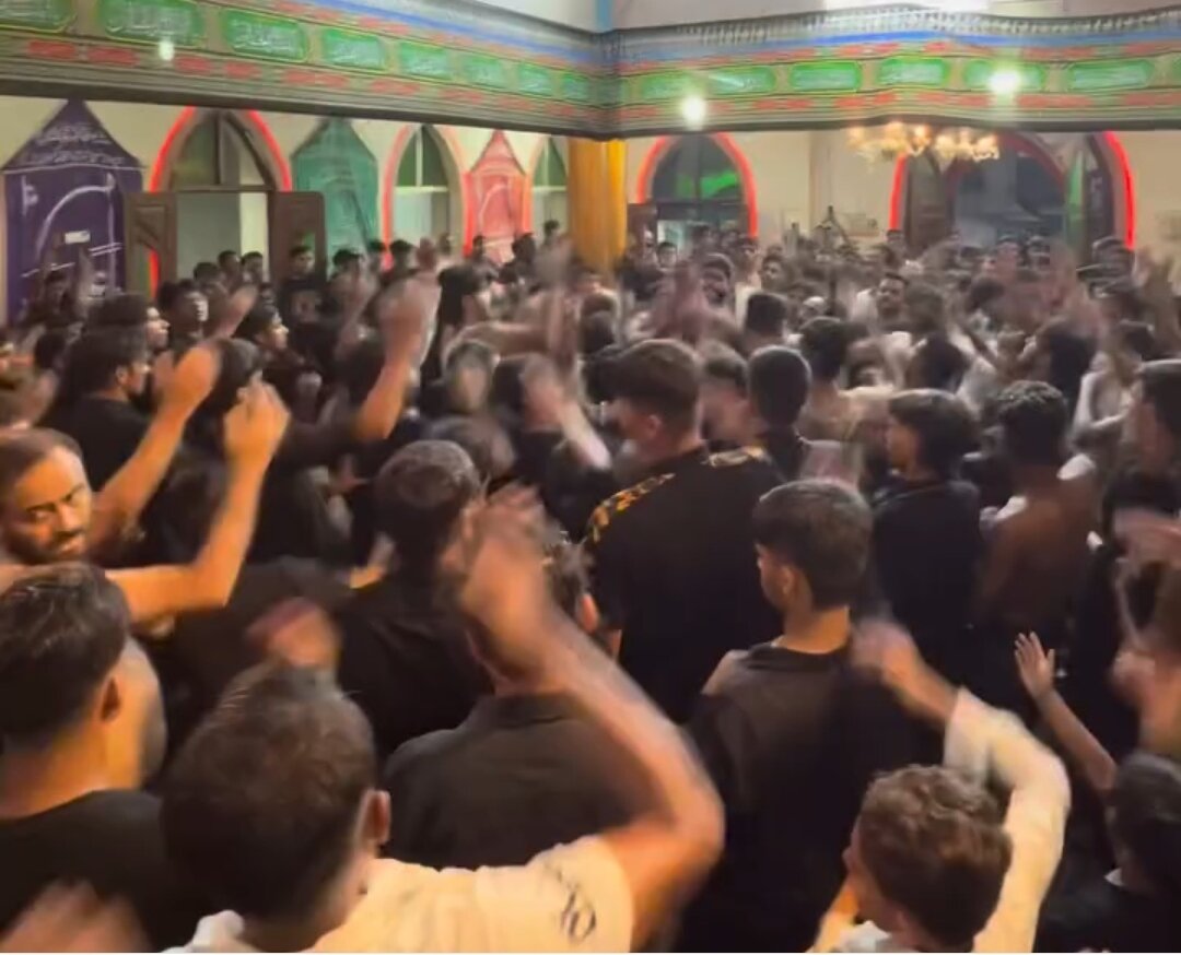 কারবালার স্মৃতিতে কলকাতায় আজাদারী ও মাতমের ধারা/ভিডিও