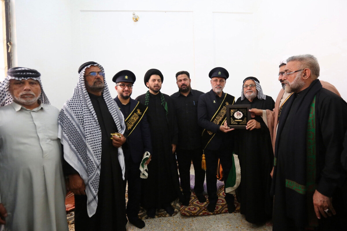 تقدیر خادمان آستان مقدس حضرت فاطمه معصومه(س) از عشایر عراقی