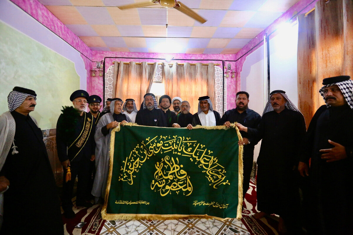 تقدیر خادمان آستان مقدس حضرت فاطمه معصومه(س) از عشایر عراقی