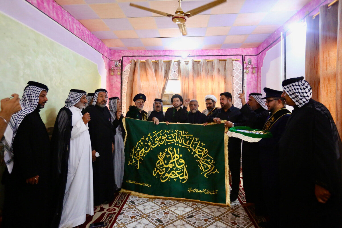 تقدیر خادمان آستان مقدس حضرت فاطمه معصومه(س) از عشایر عراقی