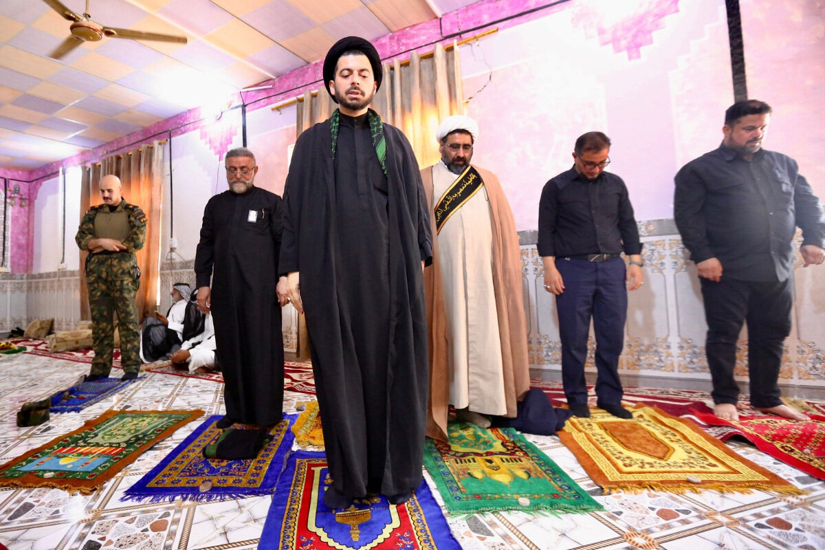 تقدیر خادمان آستان مقدس حضرت فاطمه معصومه(س) از عشایر عراقی