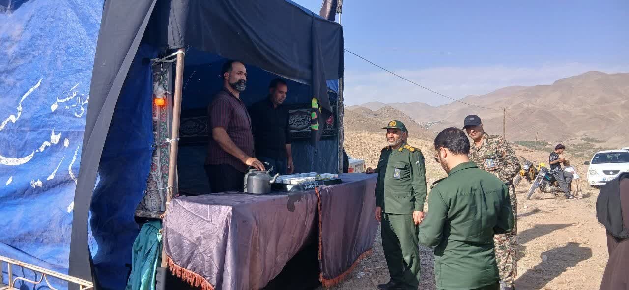 پیاده روی جاماندگان اربعین حسینی در بخش قمصر برگزار شد