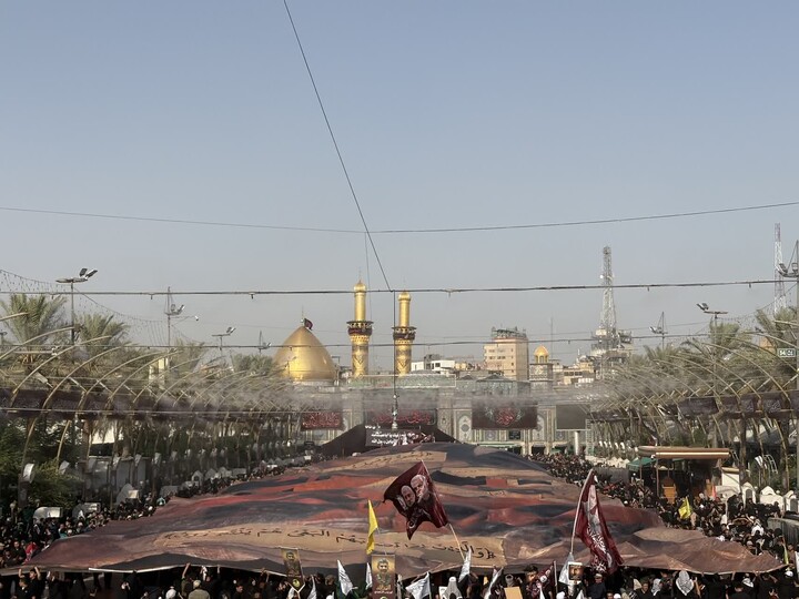 تصاویر/ حال و هوای زائران امام حسین(ع) در کربلا