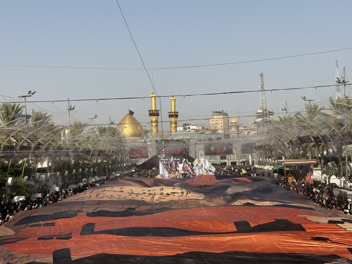 تصاویر/ حال و هوای زائران امام حسین(ع) در کربلا
